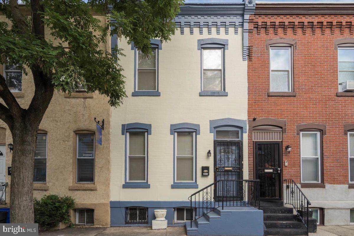 2015 Gratz Street - Photo 1