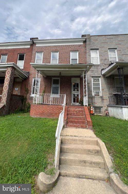 1530 Appleton Street - Photo 1