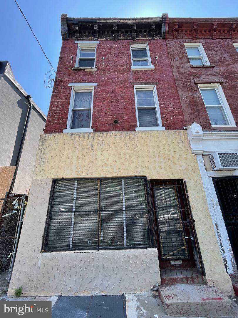 2261 5TH Street - Photo 1