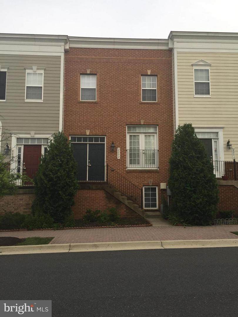 2202 Leesborough Drive - Photo 1