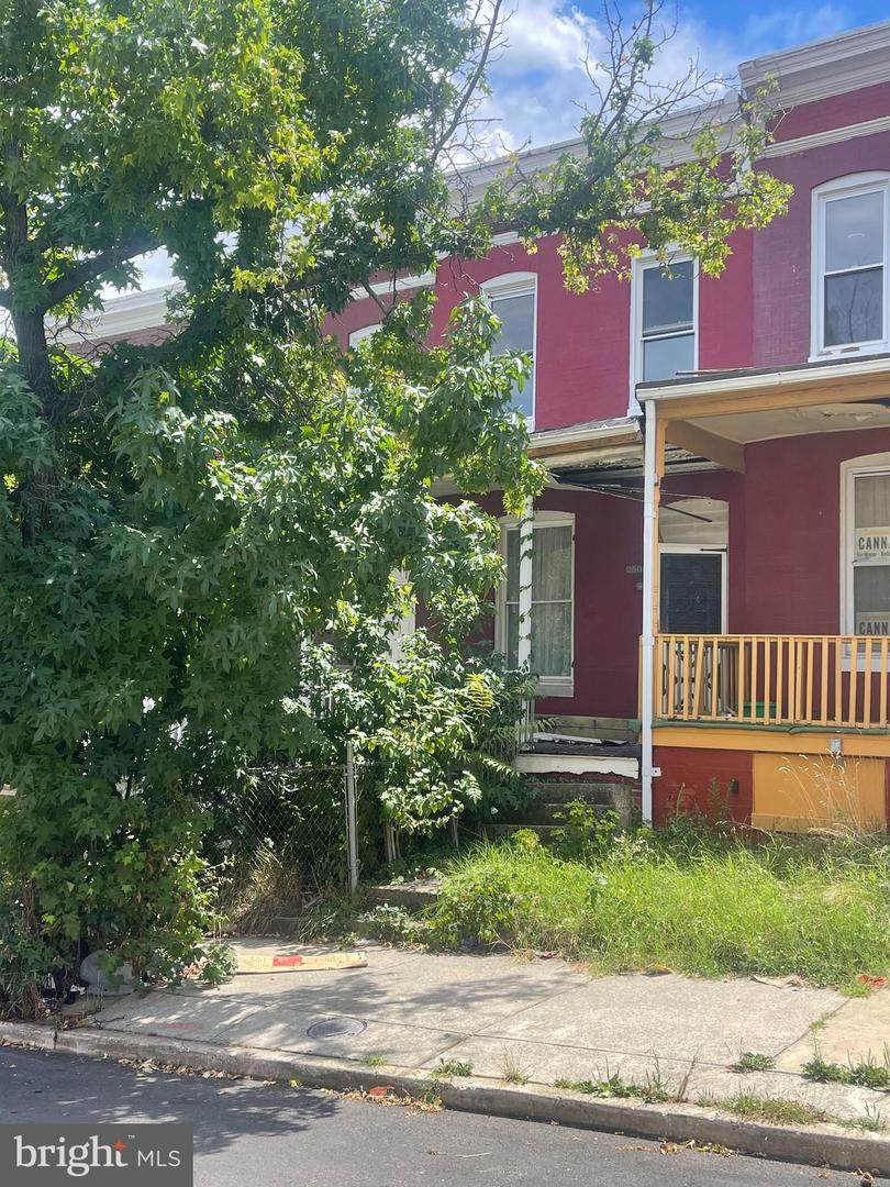 2505 Pratt Street - Photo 1