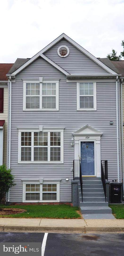 6924 Aquamarine Court - Photo 1