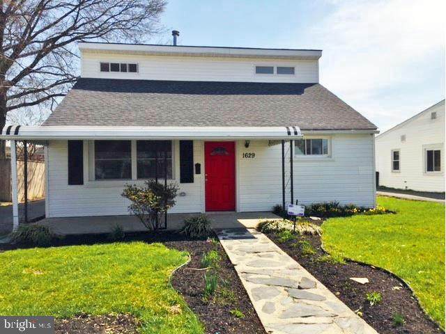 1629 Williams Avenue - Photo 1