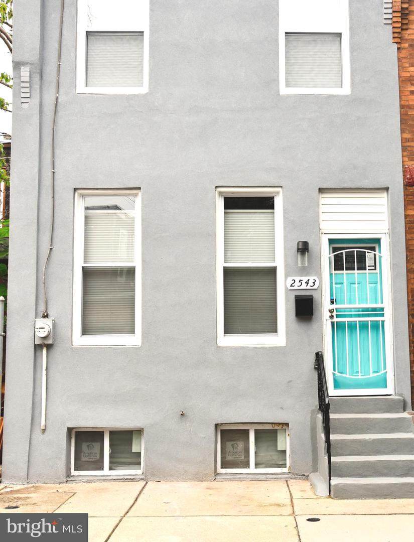 2543 Gordon Street - Photo 1