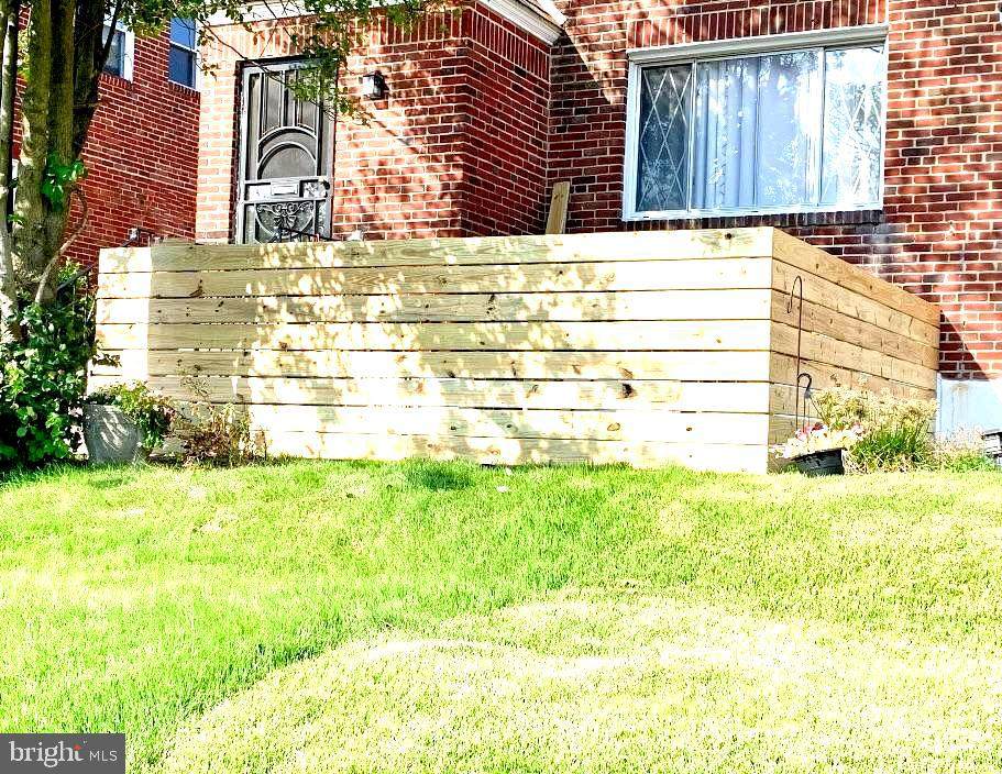 8631 Williams Avenue - Photo 1