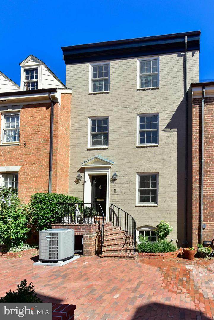 113 Cameron Mews - Photo 1