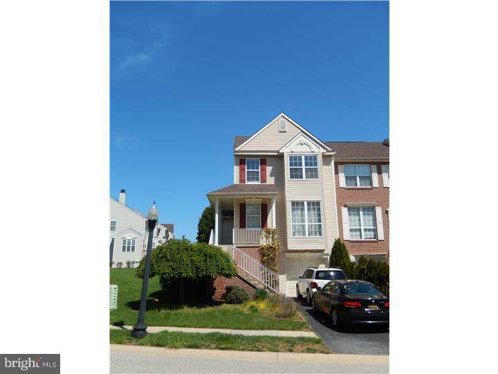 900 Waterford Lane - Photo 1
