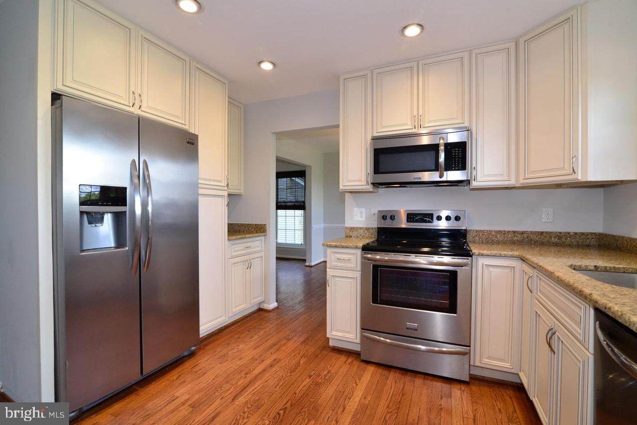 27 Newland Court - Photo 1
