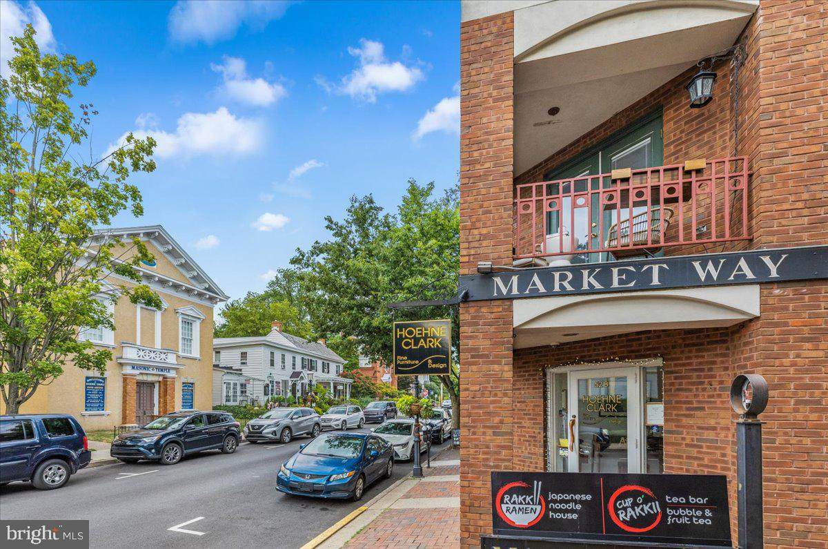 52 State Street - Photo 1