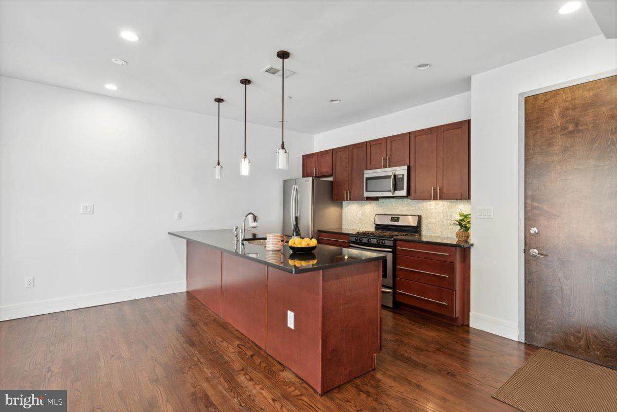 1526-30 2ND Street - Photo 1