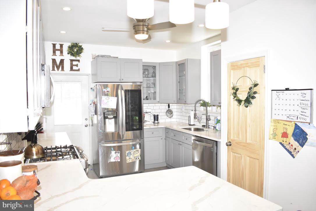 2476 78TH Avenue - Photo 1