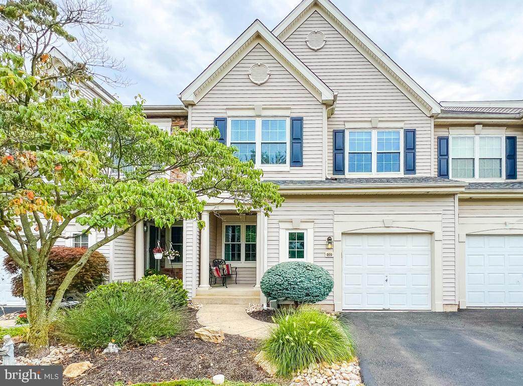 205 Julian Dr E - Photo 1
