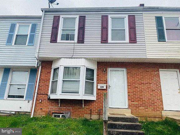 128 Elliot Street - Photo 1