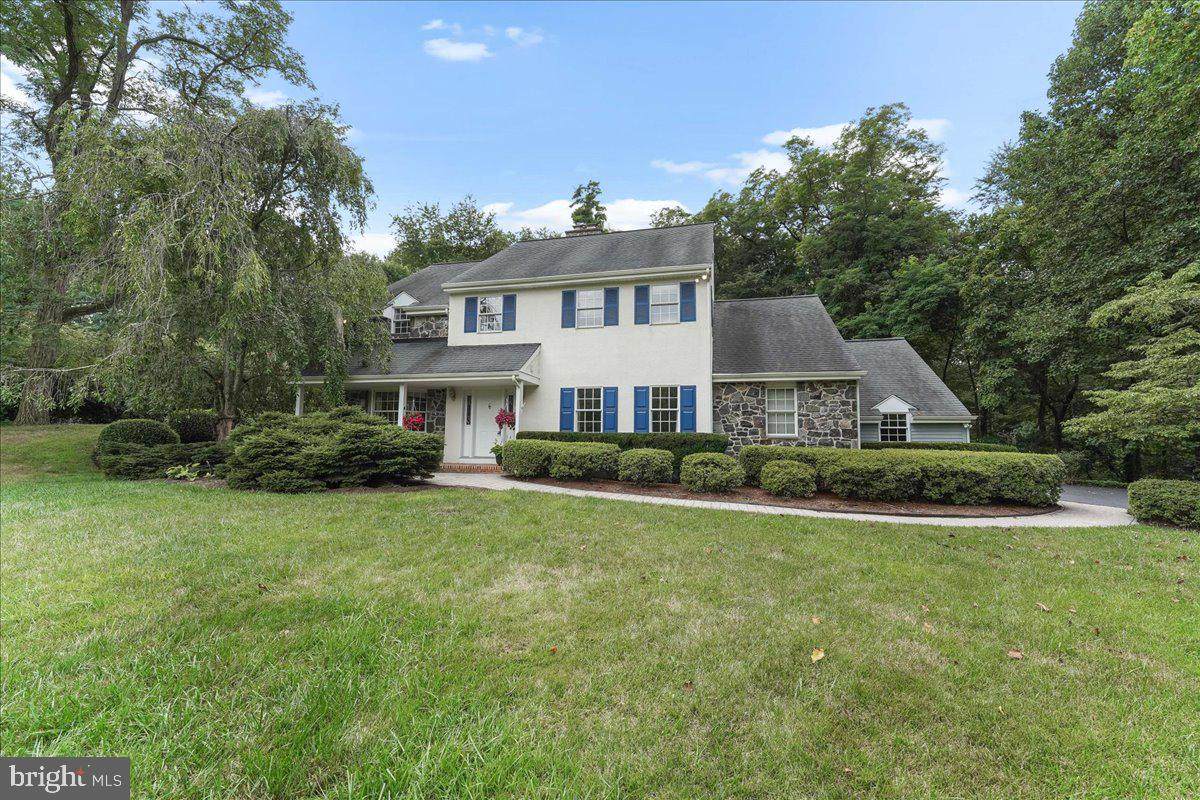 118 Haywood Road - Photo 1