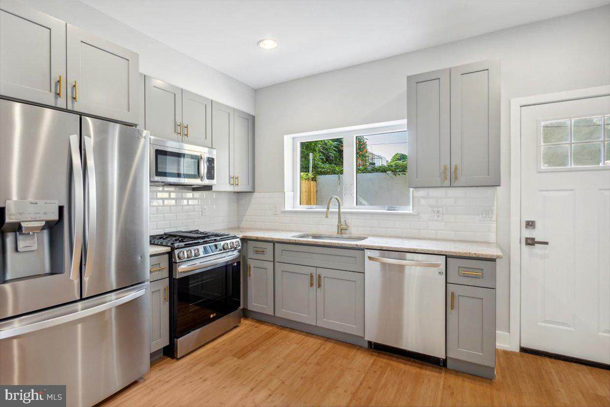 1210 Moore Street - Photo 1