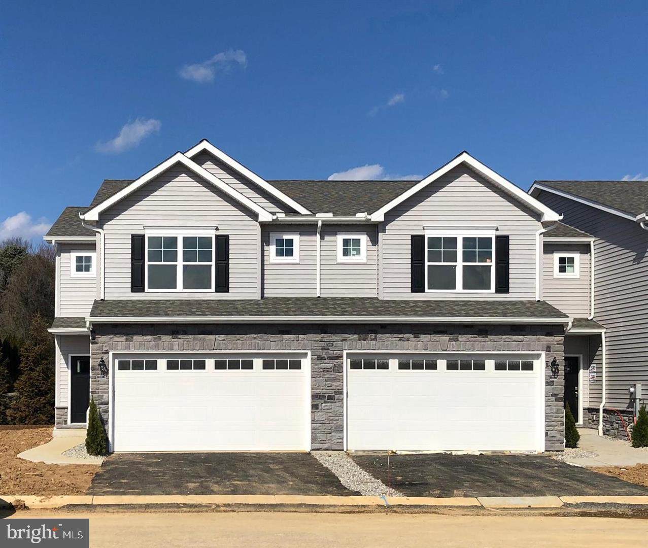 537 Joseph Court - Photo 1