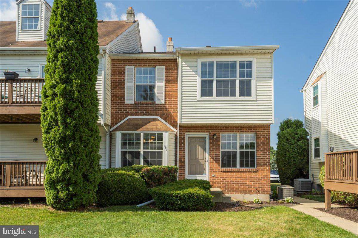 629 Glen Lane - Photo 1