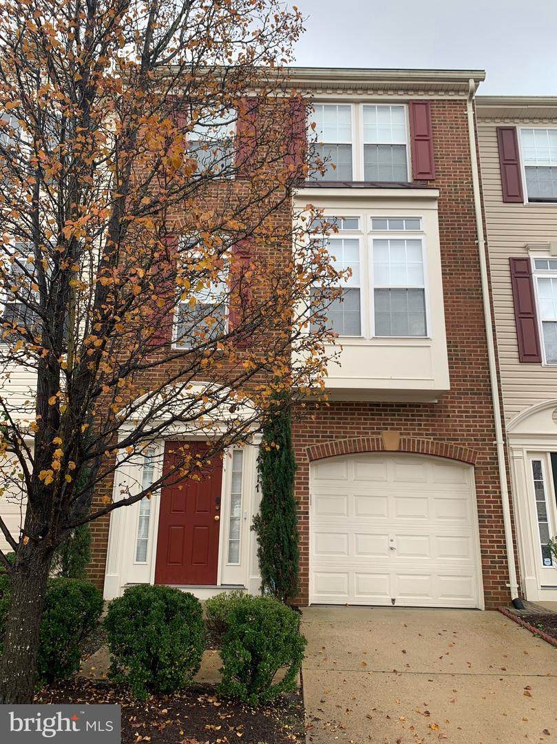 4717 Hanrahan Place - Photo 1
