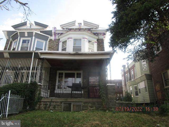 906 Duncannon Avenue - Photo 1