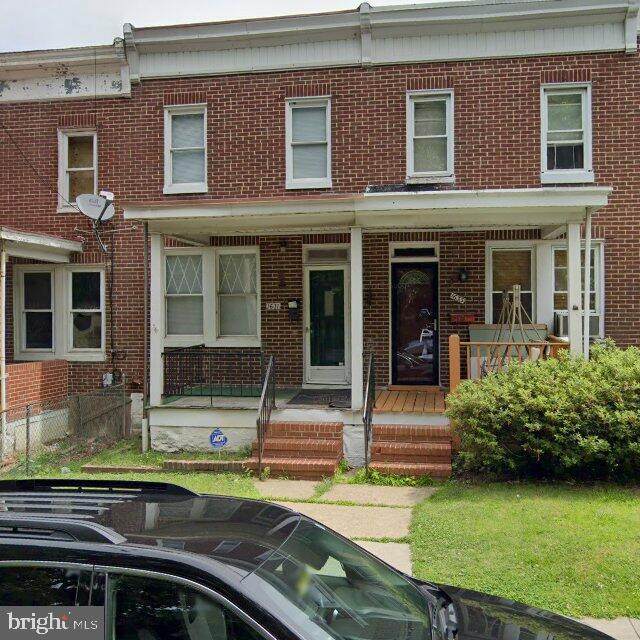 1631 Spence Street - Photo 1