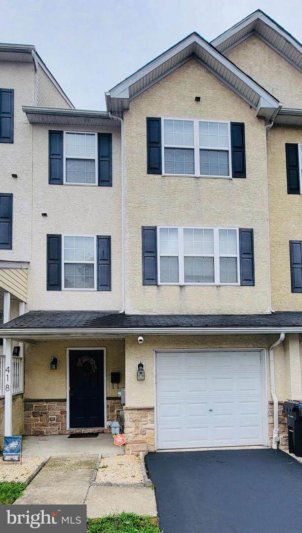 418 Chestnut Street - Photo 1
