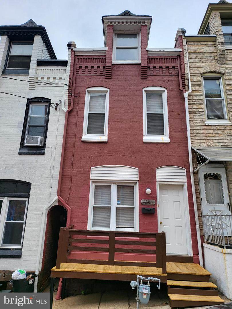 1205 Elm Street - Photo 1