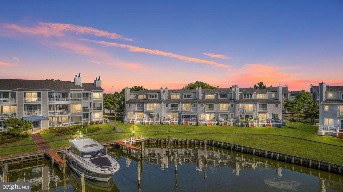 600 Oyster Cove Drive - Photo 1