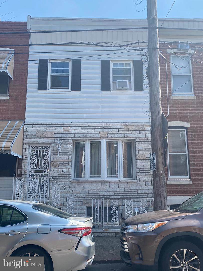 814 Dickinson Street - Photo 1