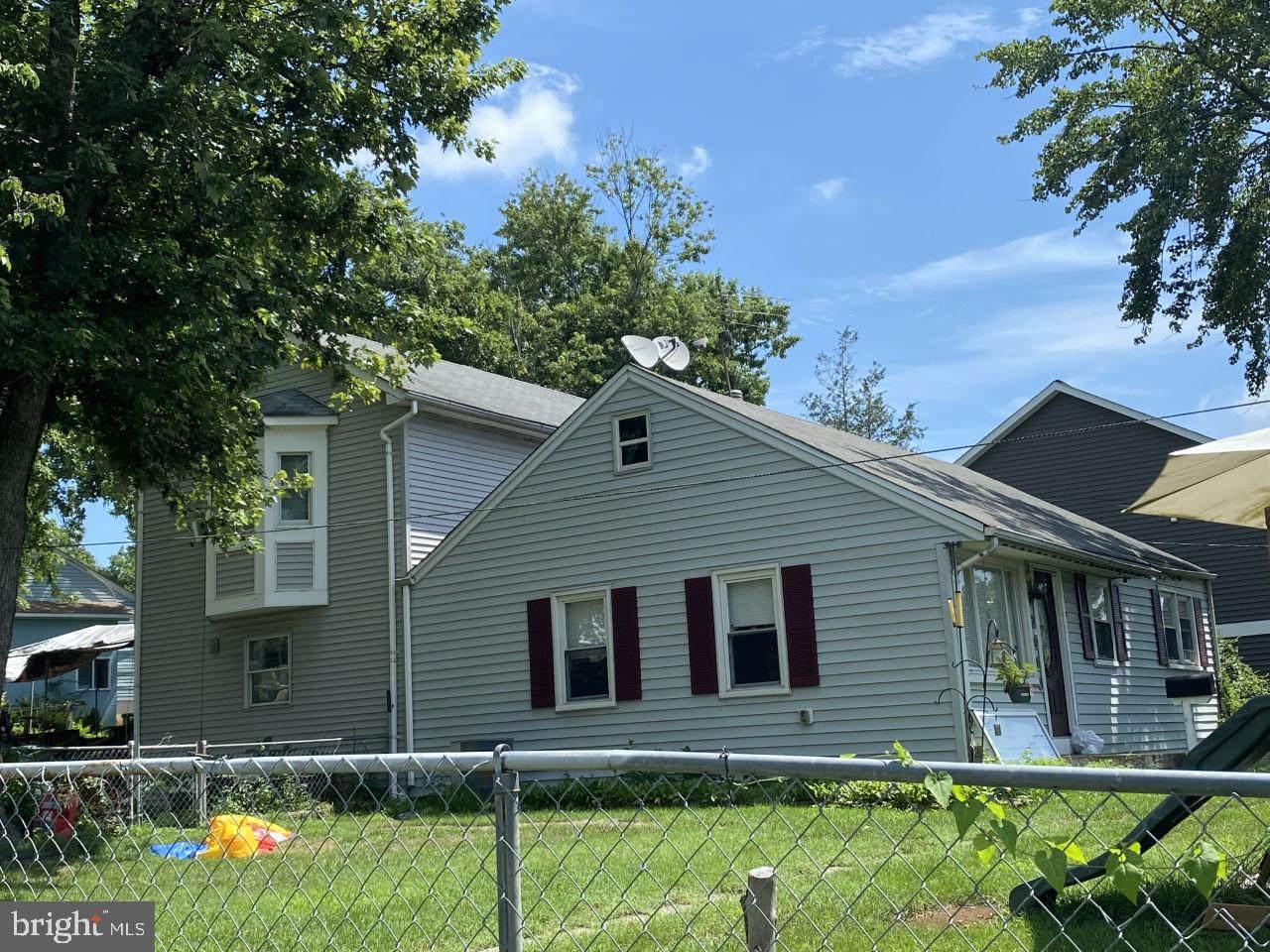 7410 Bethune Street - Photo 1