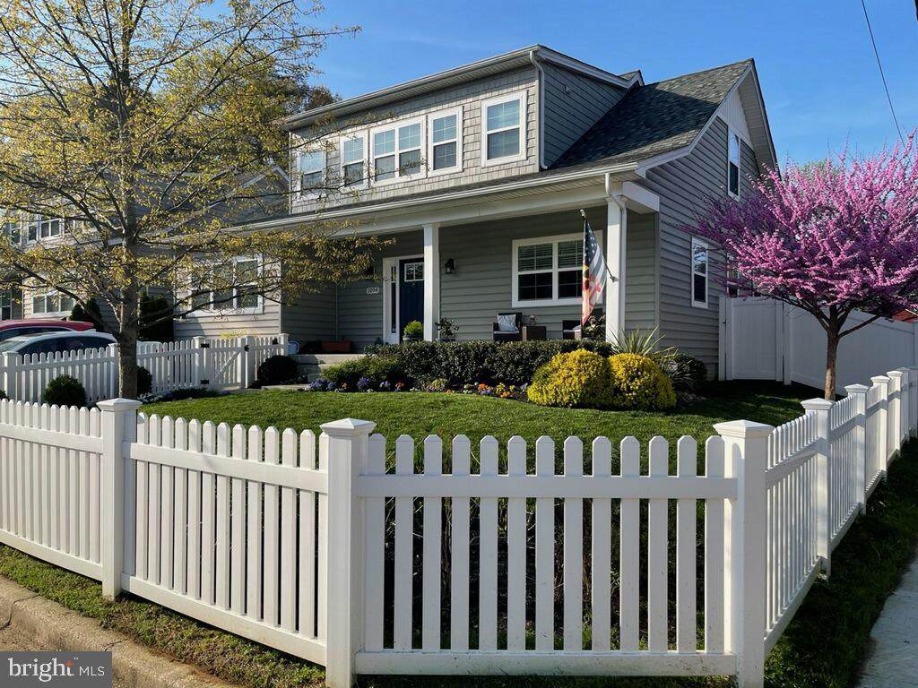 1094 Hoover Street - Photo 1