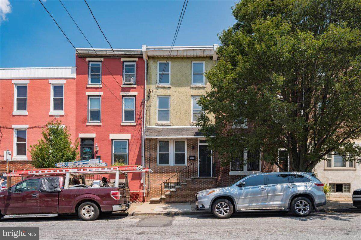 2635 Somerset Street - Photo 1