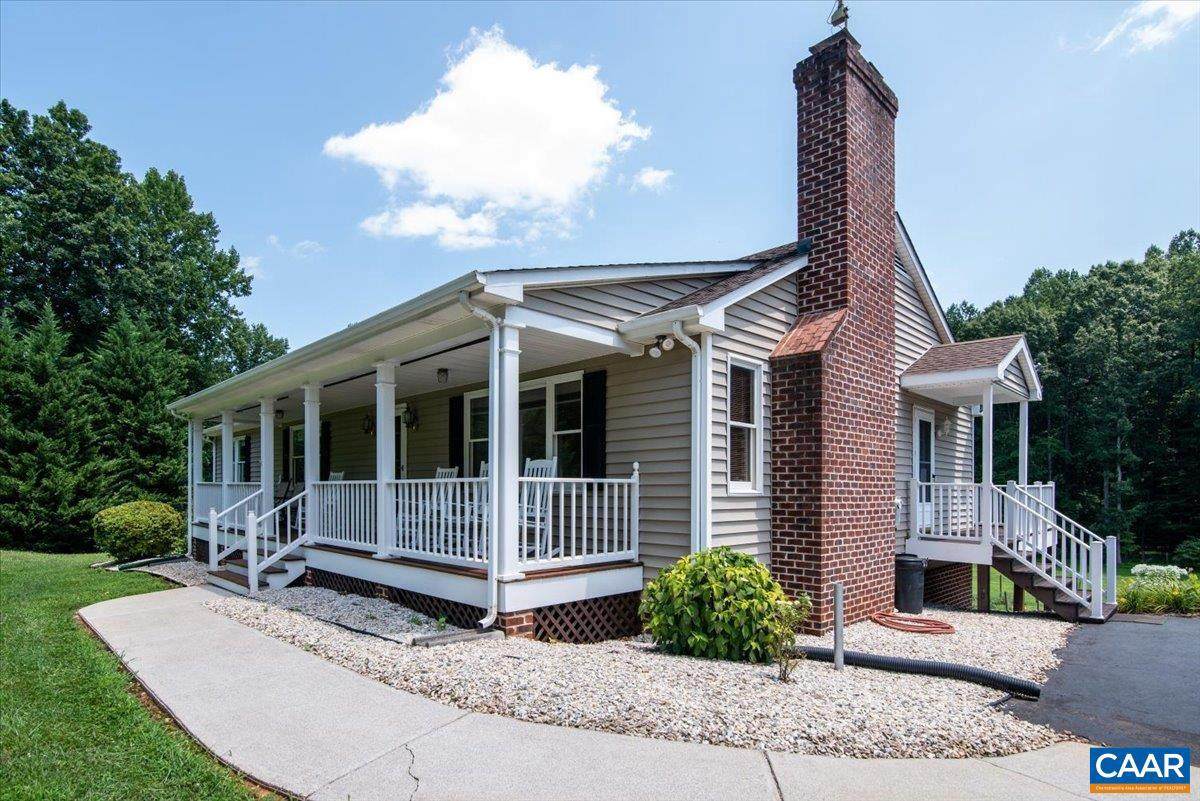 806 Woodchuck Dr - Photo 1