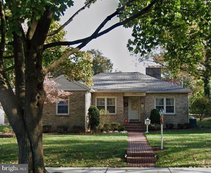 804 Maple Street - Photo 1