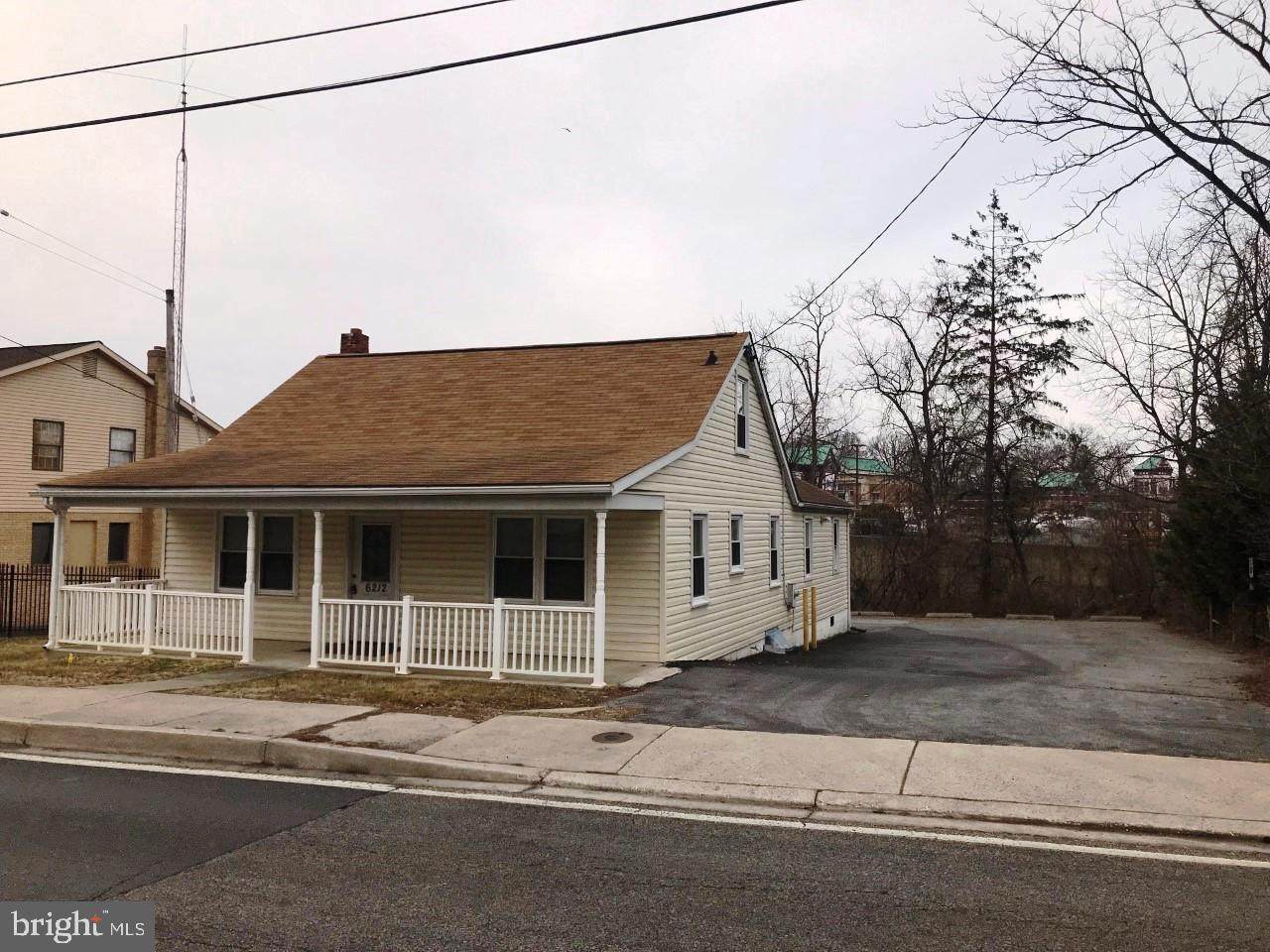 6212 Sykesville Road - Photo 1
