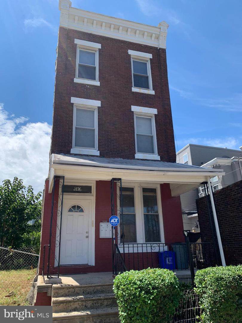 3136 Montgomery Avenue - Photo 1