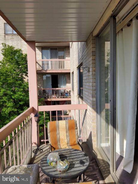 130 Slade Avenue - Photo 1