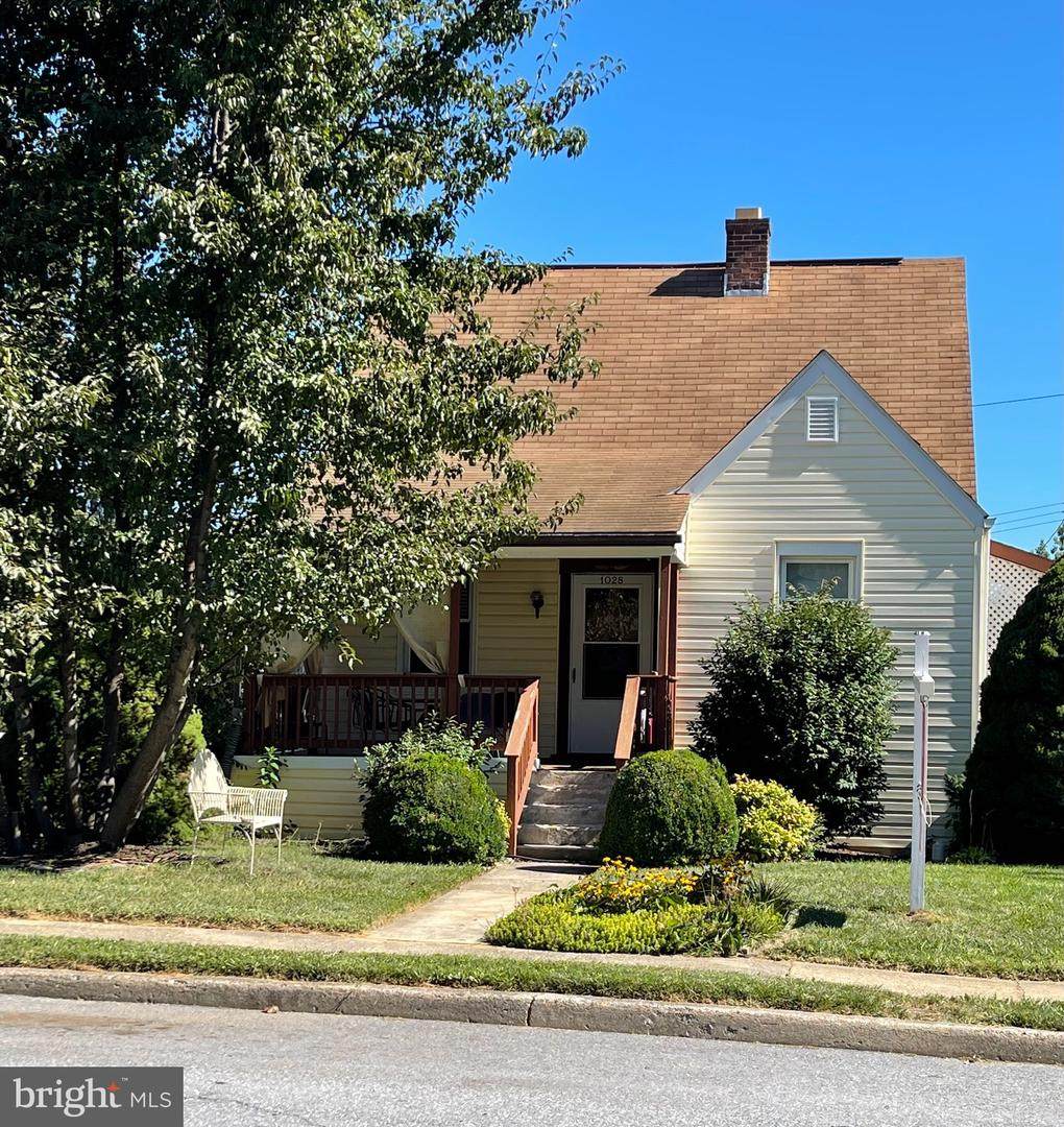 1028 Fairview Road - Photo 1