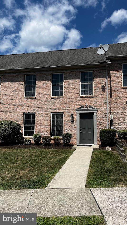 207 Saddle Ridge Drive - Photo 1