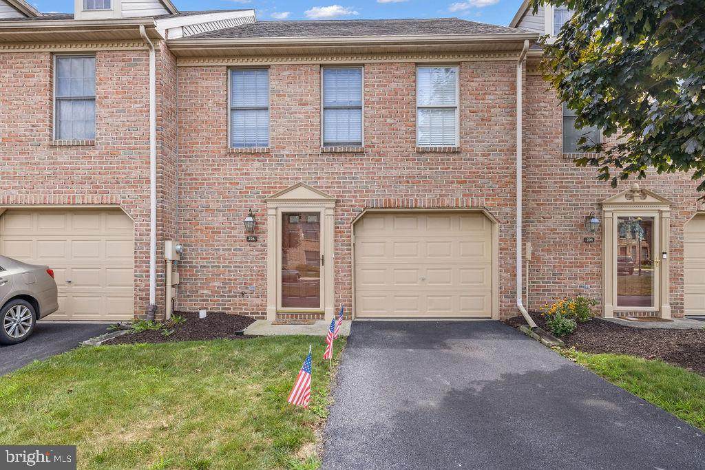 206 Crown Pointe Drive - Photo 1
