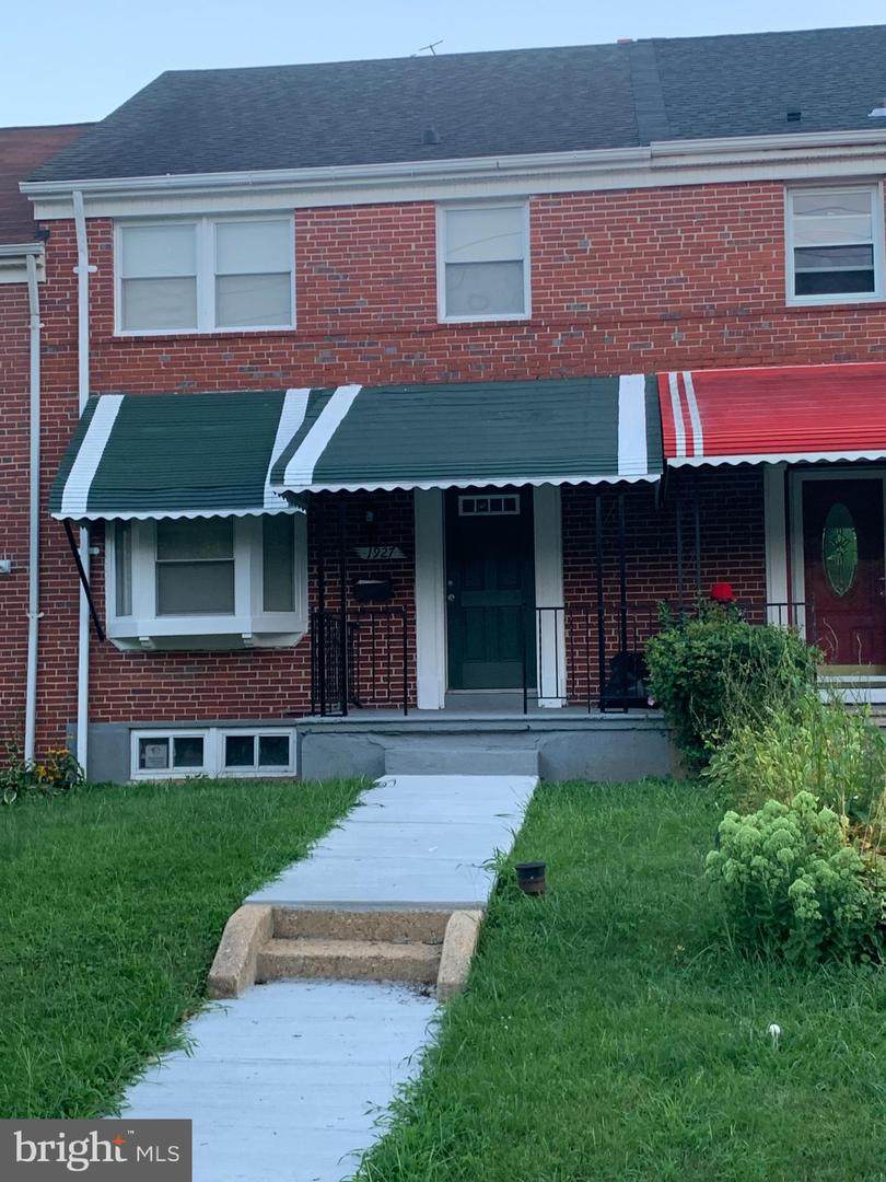 1927 Woodbourne Avenue - Photo 1