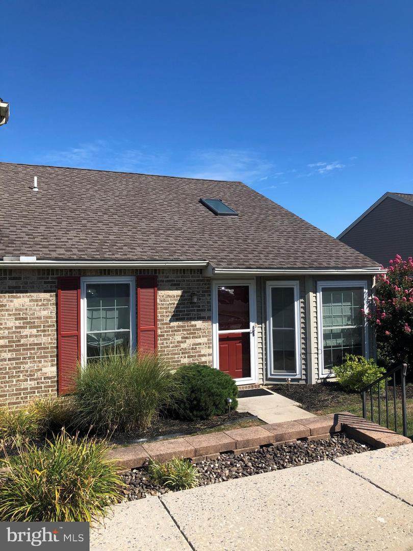 112 Easterly Drive - Photo 1