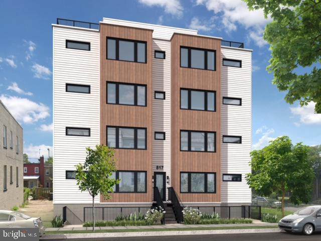 817 18TH Street - Photo 1