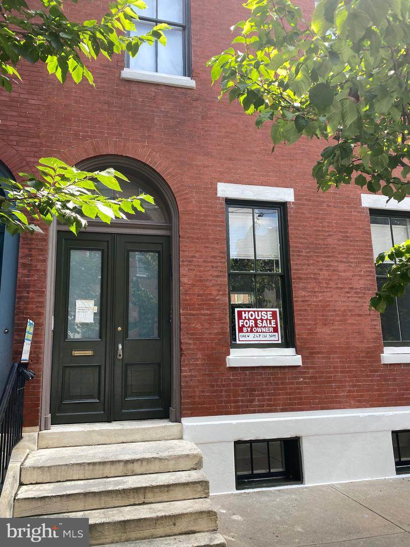 609 17TH Street - Photo 1