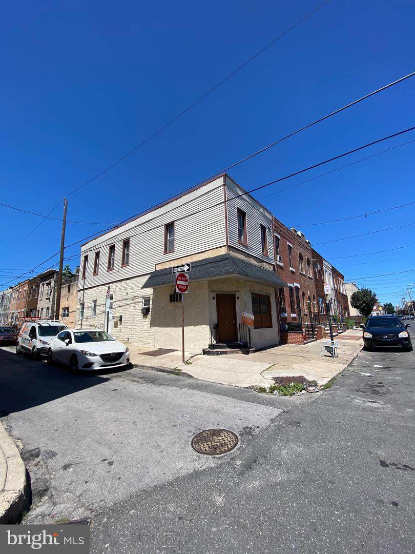 2132 10TH Street - Photo 1