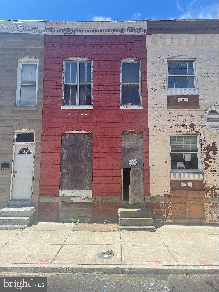 1120 Mckean Avenue - Photo 1