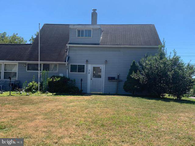 34 Clover Lane - Photo 1