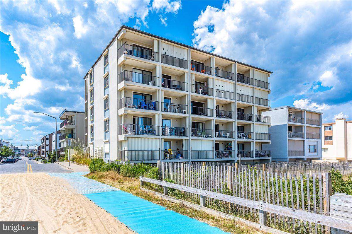 7001 Atlantic Avenue - Photo 1
