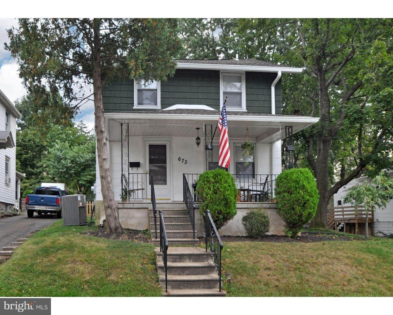 673 Jackson Avenue - Photo 1