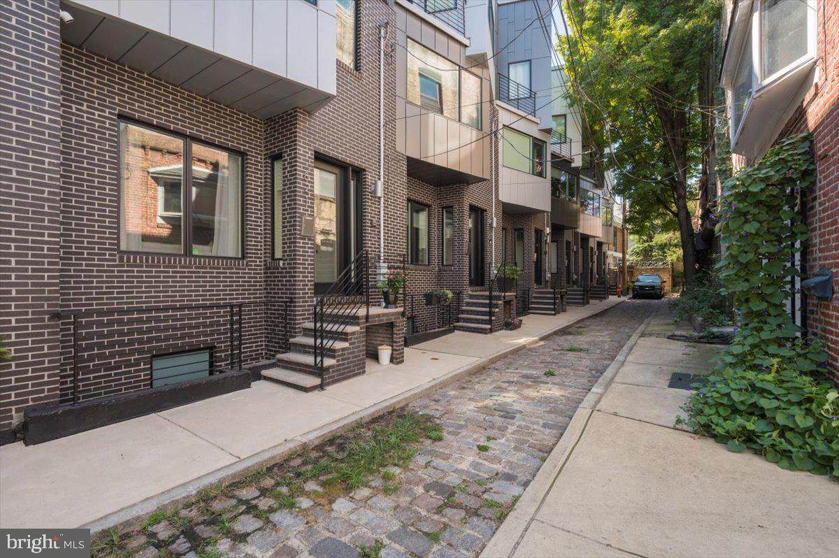 821 Orkney Street - Photo 1