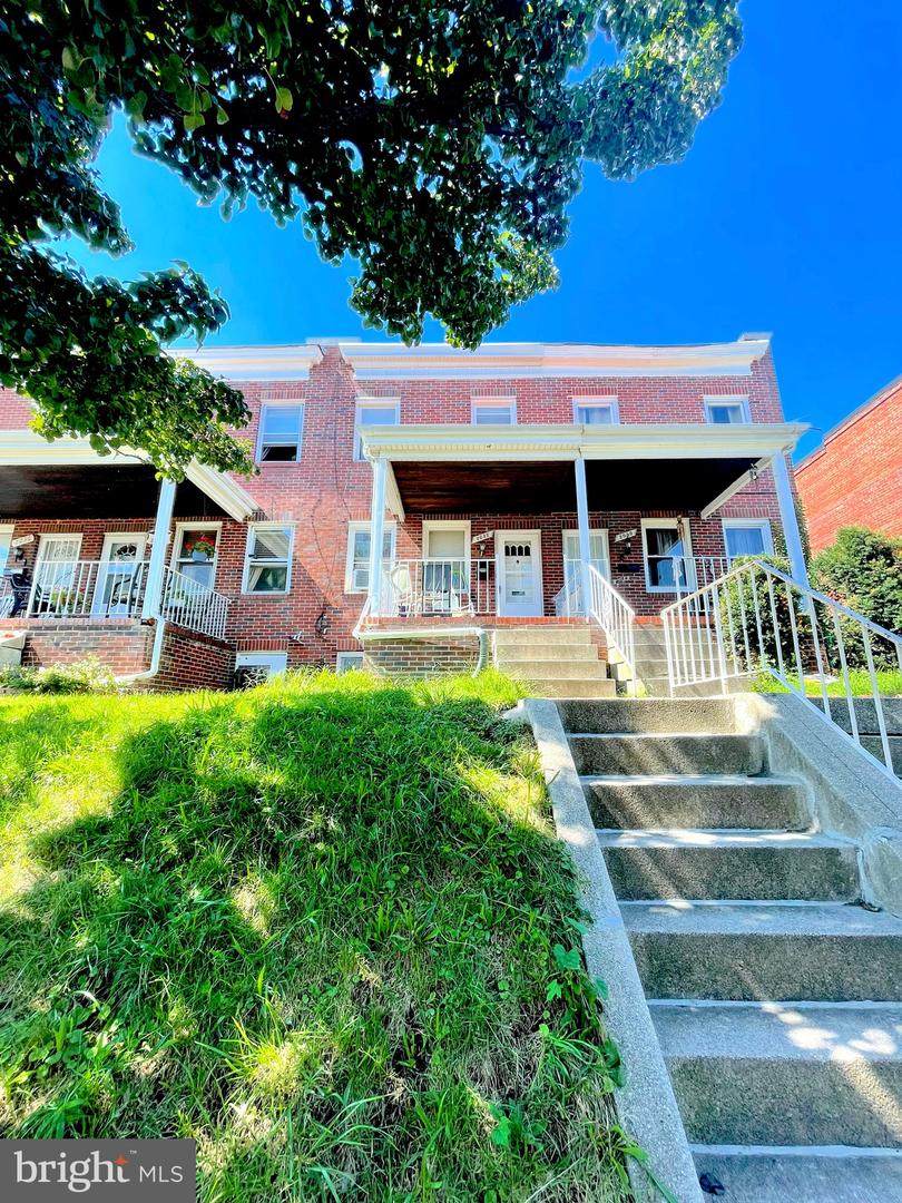 2032 Griffis Avenue - Photo 1